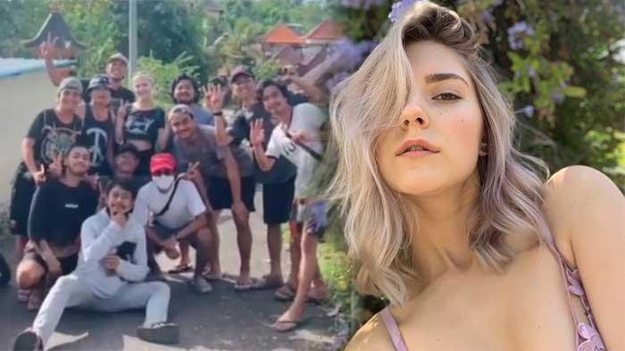 Tengah viral sebuah video di media sosial (medsos) yang menggambarkan seorang bintang film dewasa bernama Eva Elfie sedang berlibur di Bali. Video Eva Elfie liburan di Bali mendadak viral karena langsung diserbu oleh para fansnya. Namun meski demikian, belum diketahui apakah bintang film dewasa Eva Elfie itu sedang liburan di Bali saat masih pandemi Covid-19 atau sebelumnya.