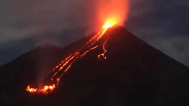 HEADLINE: 6 Gunung di Indonesia Meletus Serentak di Januari 2024, Mitigasinya?